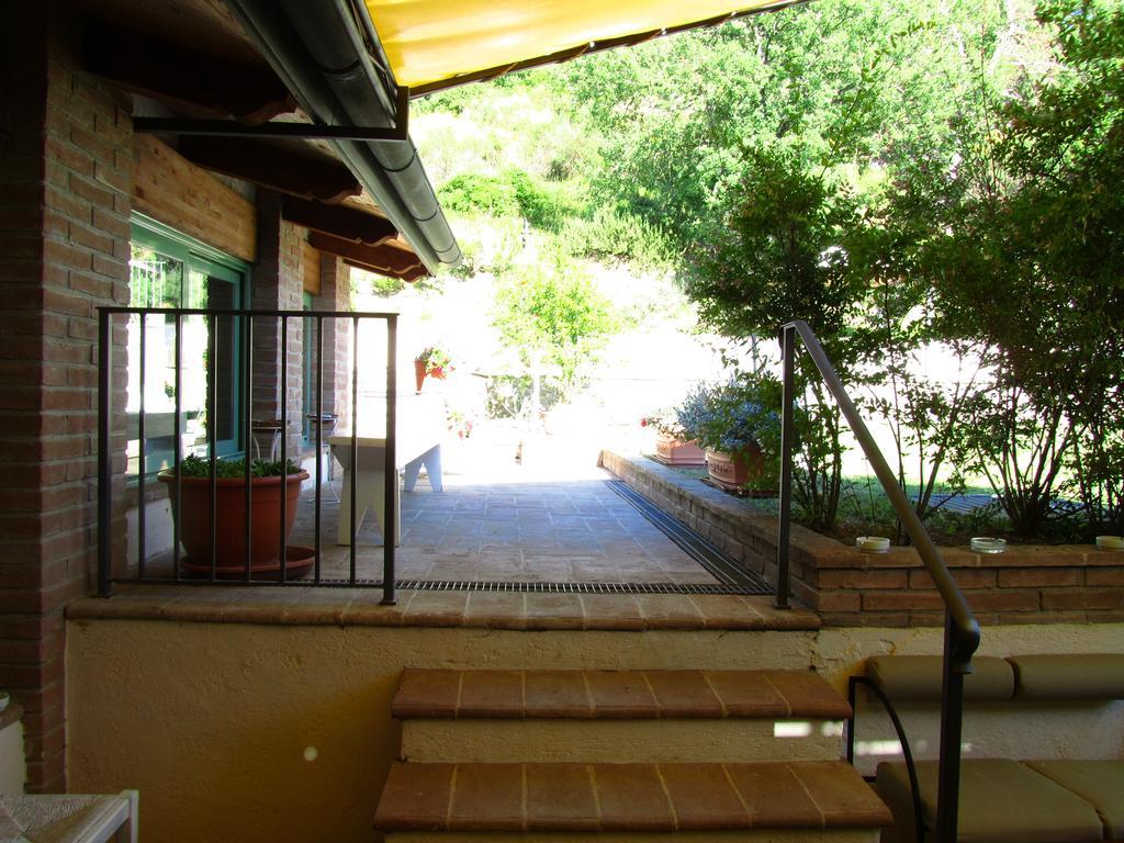 فندق Valfabbricaفي  Le Torracce Agriturismo Olistico المظهر الخارجي الصورة